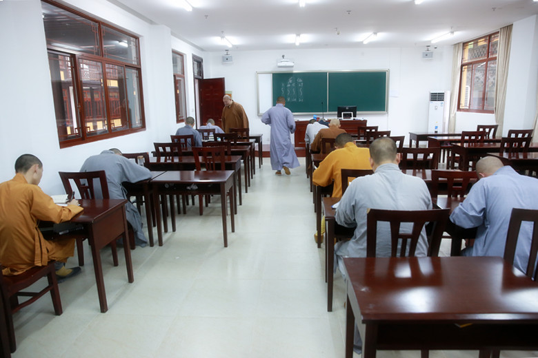 江苏佛学院慈恩学院筹举行首届招生入学考试