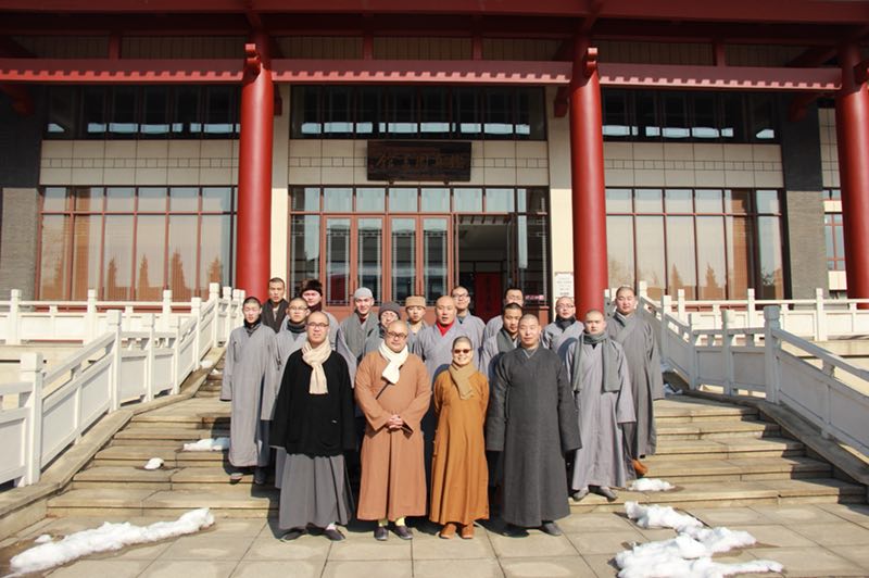 无锡灵山祥符禅寺-寺院新闻-江苏佛学院慈恩学院(筹)参学(二)