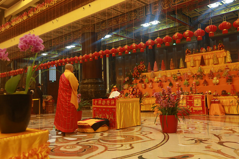 恭逢帝释天尊圣诞无锡市祥符禅寺隆重举行供佛斋天消灾祈福法会