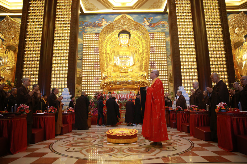 丁酉年首届祥符禅寺四众弟子朝拜灵山大佛暨三圣殿大悲忏祈福法会圆满