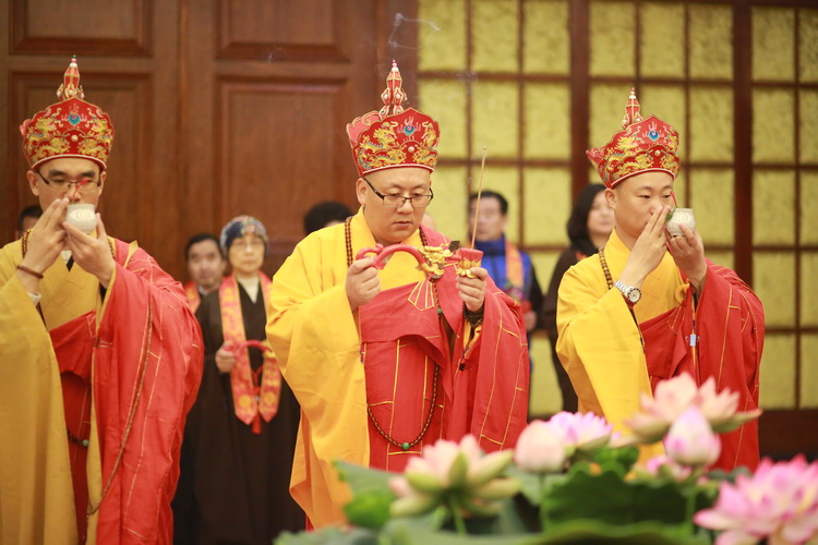 无锡灵山祥符禅寺水陆法会动态第三天内坛起坛结界发符悬幡