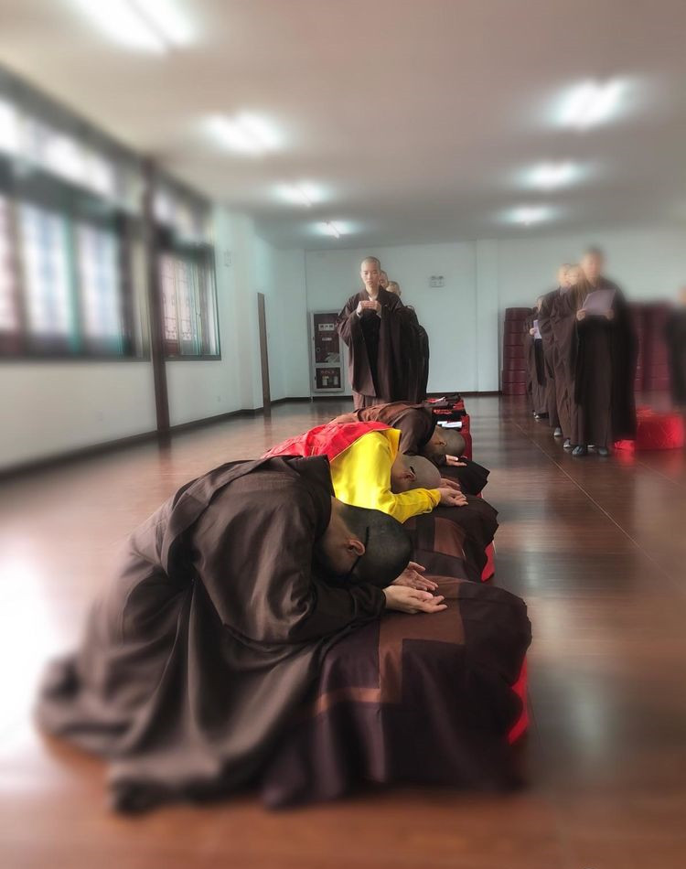 江苏佛学院慈恩学院(筹)女众部授式叉尼 沙弥尼戒圆满