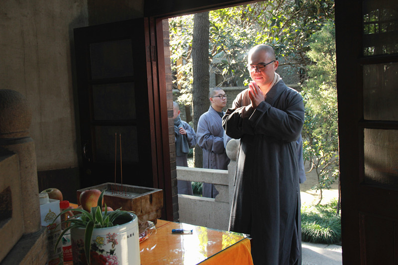 民国高僧来果禅师以及近代身兼五家法脉的虚云禅师,与高旻寺都有